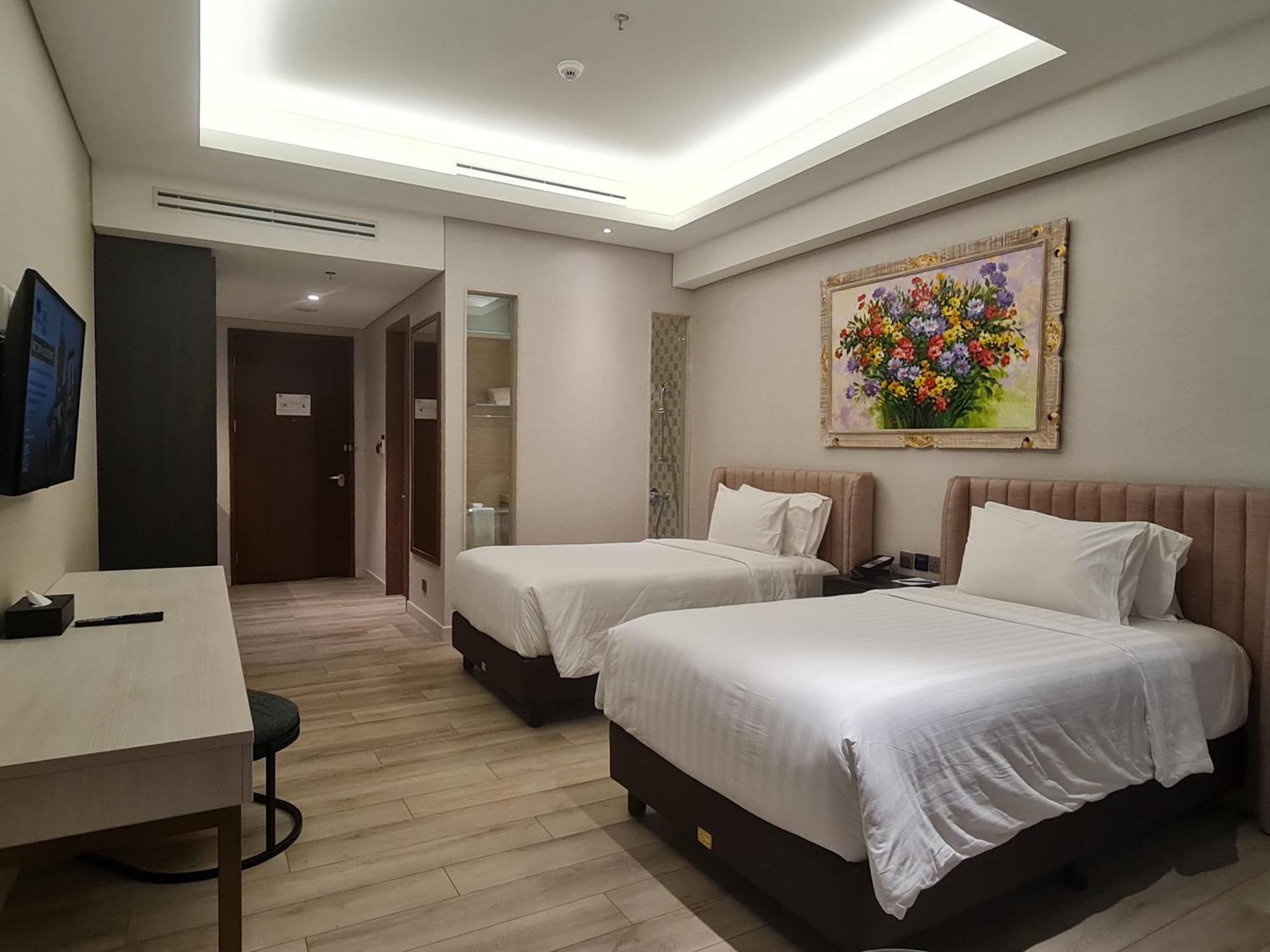 Trembesi Hotel Serpong Zewnętrze zdjęcie