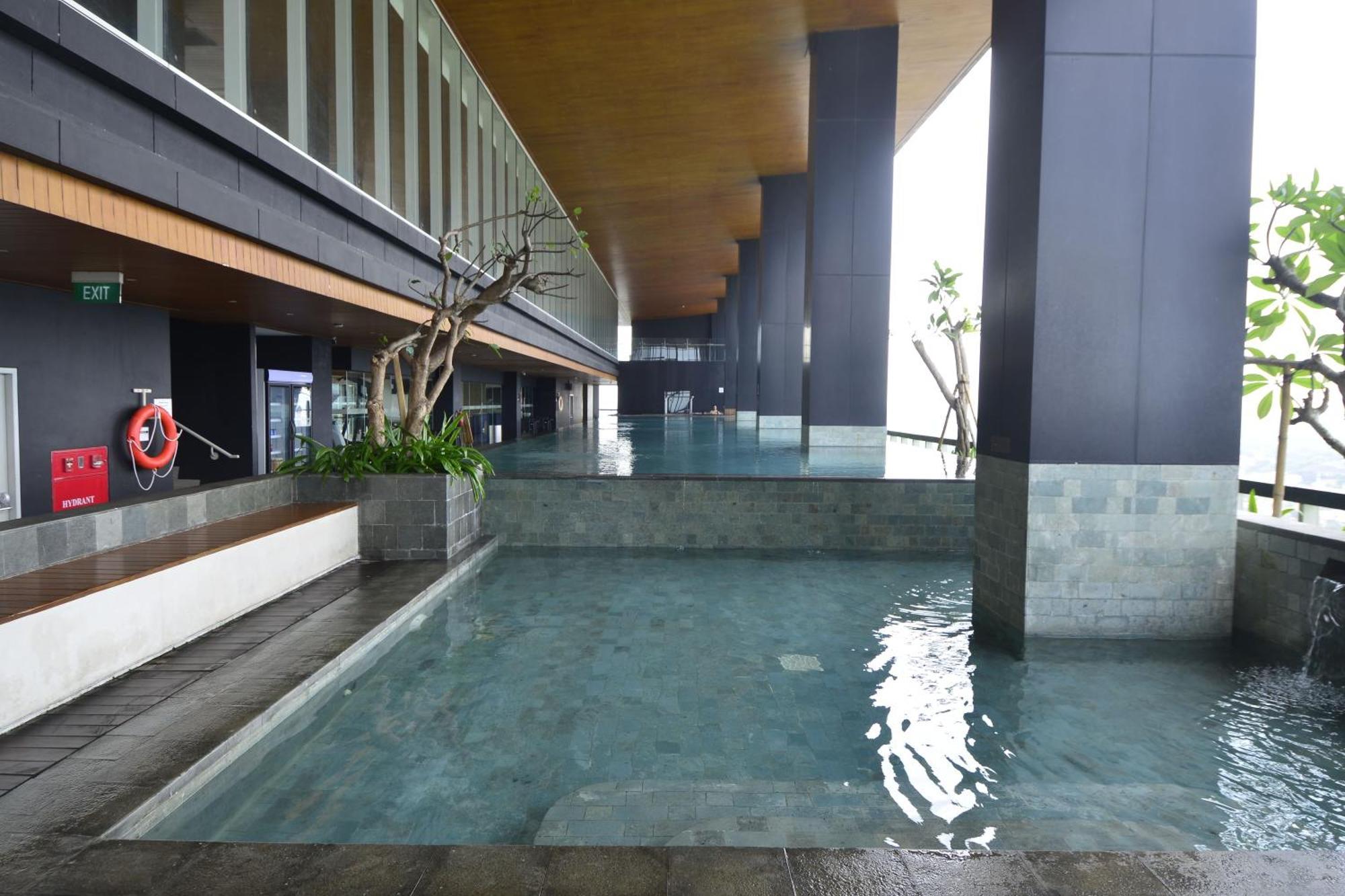 Trembesi Hotel Serpong Zewnętrze zdjęcie